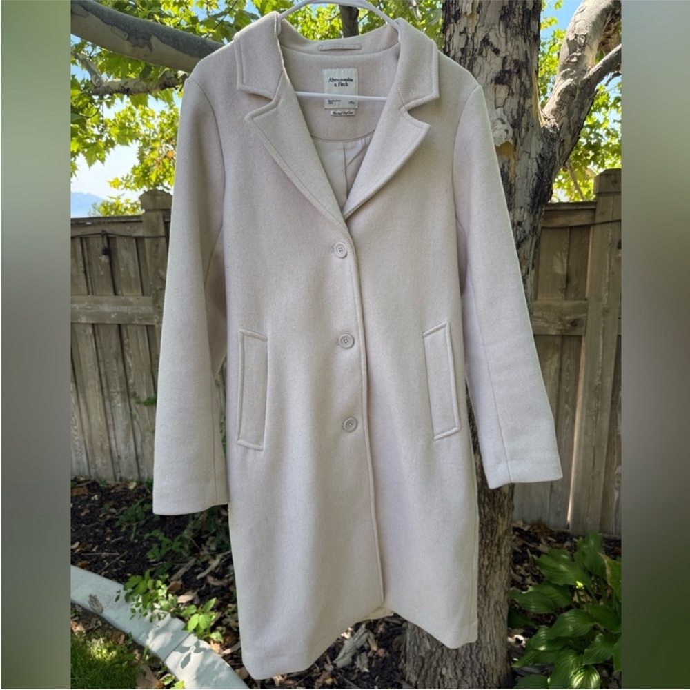 Abercrombie & Fitch Size Medium Cream Dad Coat Wool-Blend